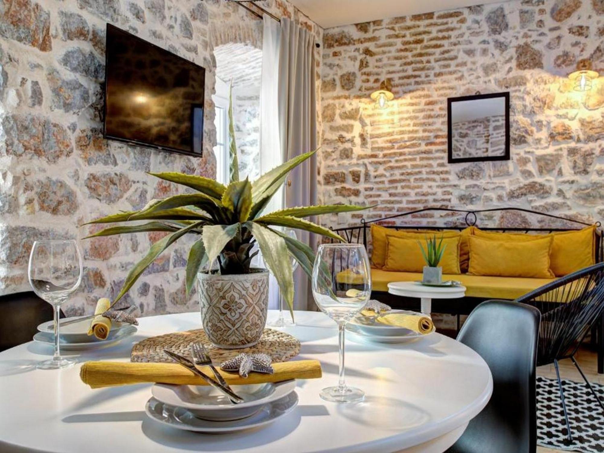History House Moja Ti 1830 In Old Town Senj Hotel Senj  Bilik gambar