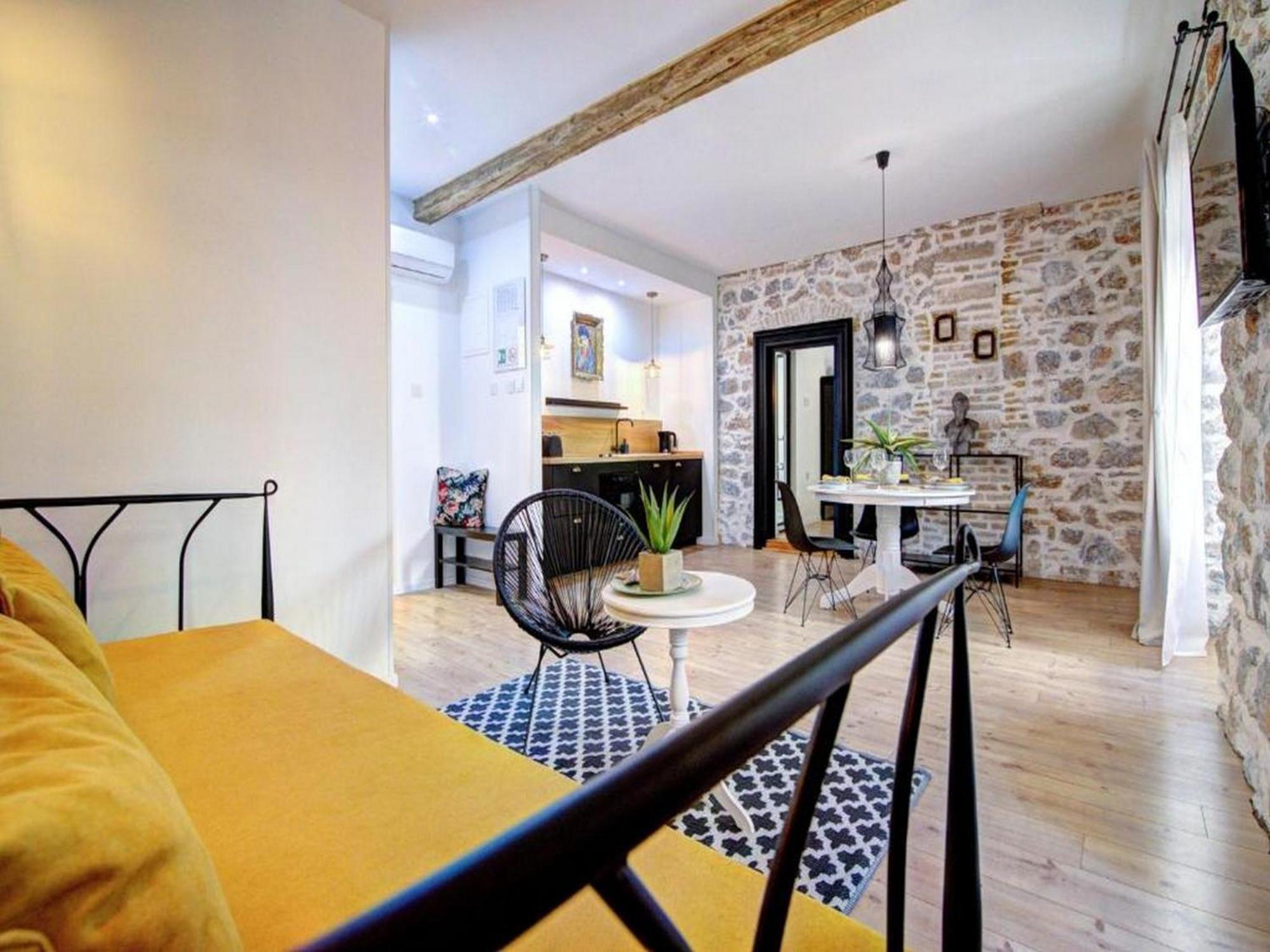History House Moja Ti 1830 In Old Town Senj Hotel Senj  Bilik gambar
